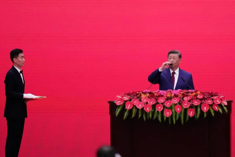 Lee más sobre el artículo Purgas en la camarilla de Fujian ¿Por qué Xi expulsó a los suyos (y qué tiene que ver Taiwán con ello)?